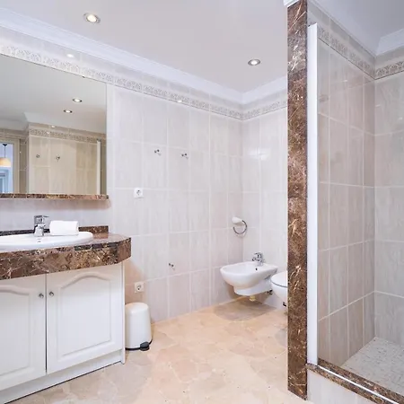 Hidalgo By Aguilarent * 데니아